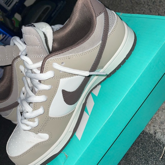 Nike SB dunks tumbled sand lows - Picture 9 of 9